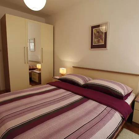 Vallamar Free Parking Zadar