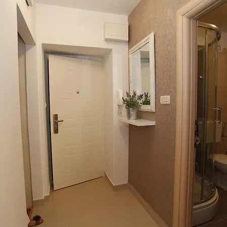 Vallamar Free Parking * Zadar